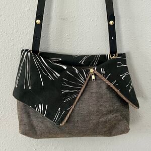 Treehouse Designs Black & Gray Canvas Crossbody Bag Abstract Artsy Modern‎ Purse